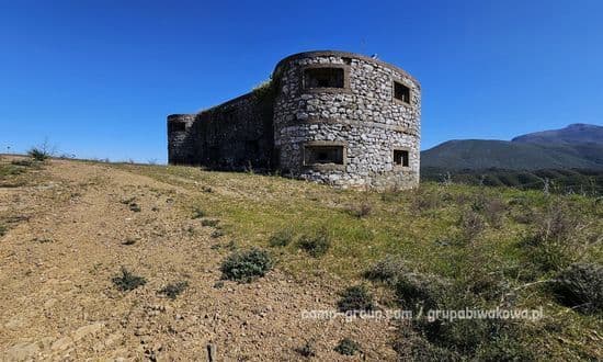 Bunkier koło wioski Faneti